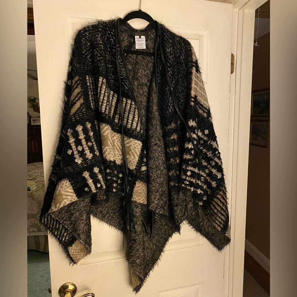 BCBG MaxAzria cape